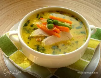 Куриный суп карри с замаскированной цветной капустой