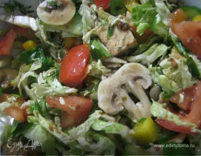 Салат из овощей и маринованной брынзы!