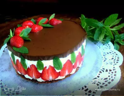 Торт «Клубника в шоколаде»