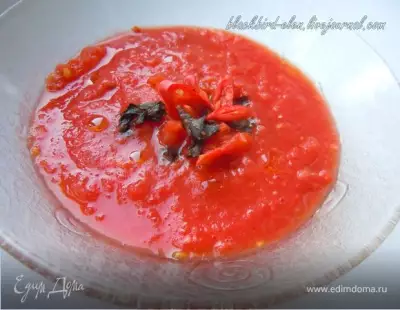 Острый томатный суп-пюре из запеченных помидор