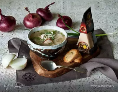 Луковый суп с курицей и сыром джюгас