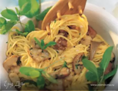 Спагетти с грибами и мятой