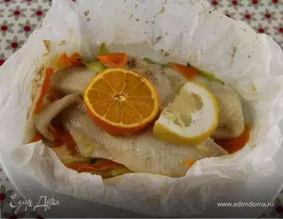 Рыбное филе с цитрусовыми, имбирем и овощами