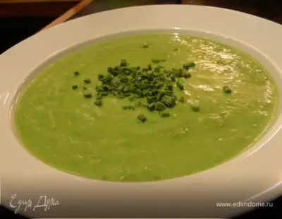 Суп-пюре из зеленого горошка с чесноком и тмином