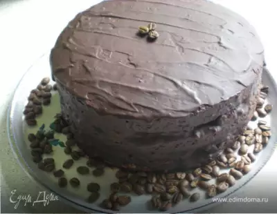 Тройной торт с кремом покрытый шоколадом tripla torta alla crema ricoperta di cioccolato