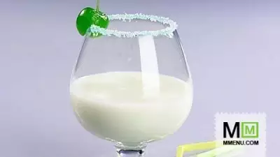 Коктейль «Иллюзия» с молоком