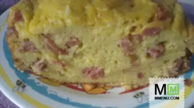 Кекс с кабачком, колбасой и сыром