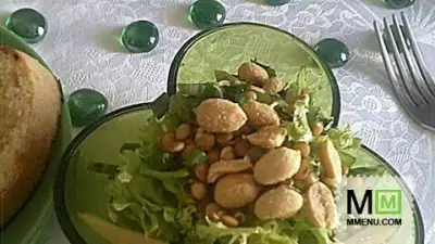 Салат изумрудный с классической брускеттой и проросшими зернами
