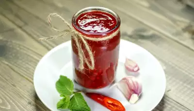 Ткемали из красной алычи: настоящий грузинский рецепт