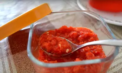 Аджика из помидоров, чеснока и хрена: самый вкусный рецепт