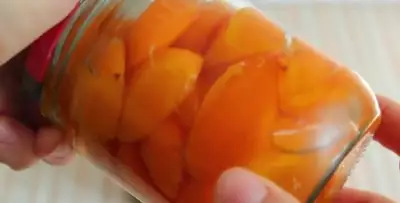 Аппетитные абрикосы в собственном соку на зиму – лакомство для всей семьи