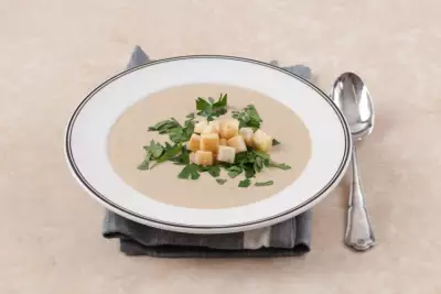 Грибной суп-пюре из белых грибов со сливками