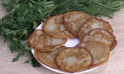 Постные драники из картофеля (без яиц): классический рецепт с фото