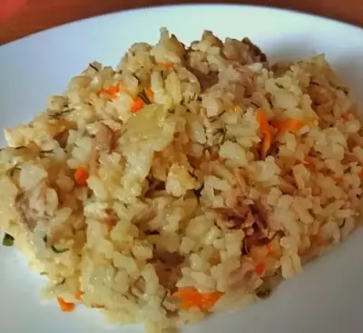 Как сварить рисовую кашу с тушенкой