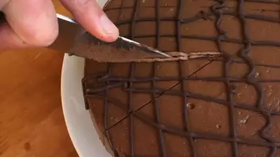 Шоколадный чизкейк с выпечкой в духовке: классический рецепт