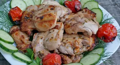 Шашлык из куриных бедрышек: рецепт маринада, калорийность