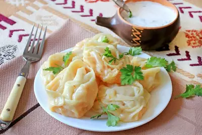 Манты с тыквой и мясом по-узбекски
