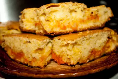 Тыквенный пирог с яблоками и корицей в духовке: простой рецепт