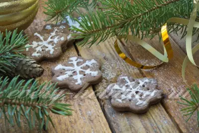 Печенье «Снежинки» с глазурью на Новый Год