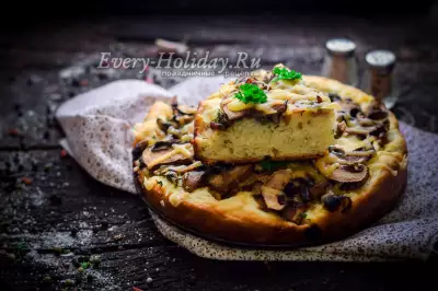 Пирог с грибами и сыром в духовке