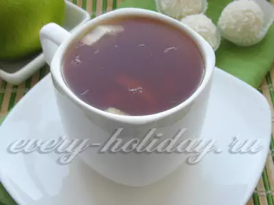 Фруктовый чай с мелиссой и лаймом
