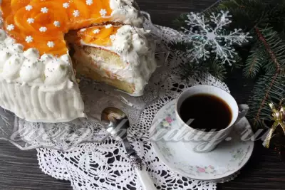 Торт «Персики под снегом»