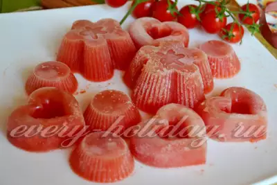 Замороженные измельченные помидоры в собственном соку
