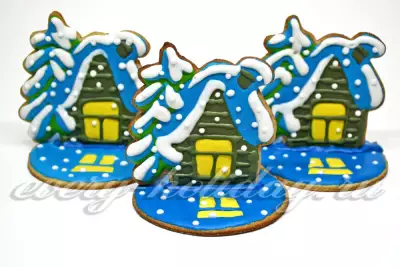 Новогоднее имбирное печенье "Домики под снегом"