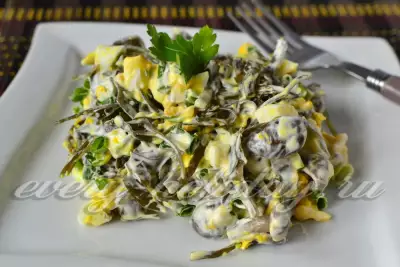 Салат из морской капусты и грибов