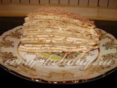 Блинный торт со сметанным кремом