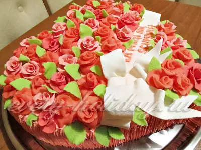 Торт "Сердце с розами"