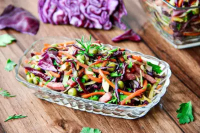 Вкусный салат из фиолетовой капусты