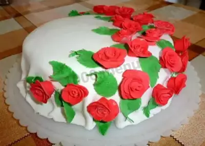 Торт с розами из мастики фото