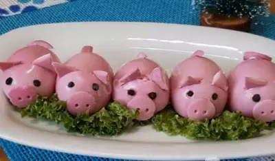 Гламурные свинки в год Свиньи-Кабана