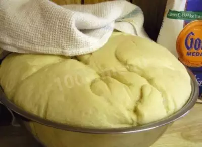 Тесто для пирожков с сухими дрожжами на кефире