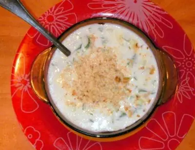 Холодный огуречный суп с йогуртом