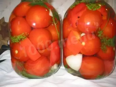 Квашеные помидоры в банках на зиму