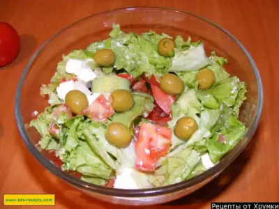 Греческий салат с фетой классический