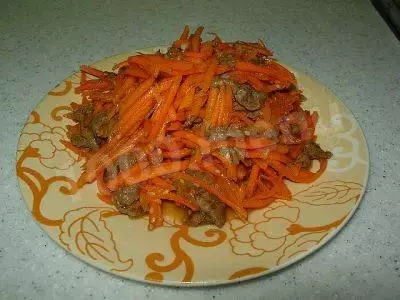 Салат из курицы с зеленым горошком и корейской морковью