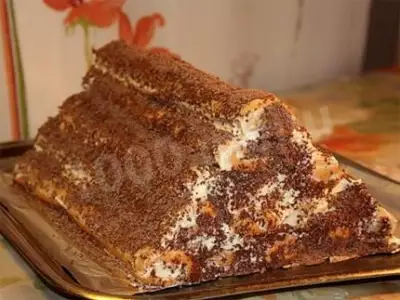 Шоколадный торт Зимняя вишня трубочками