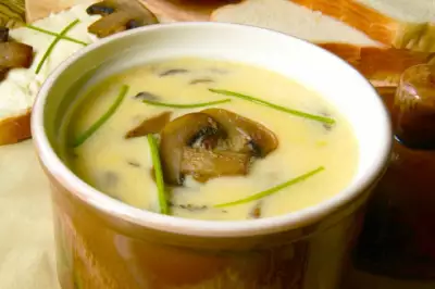 Суп-пюре из шампиньонов с плавленным сыром