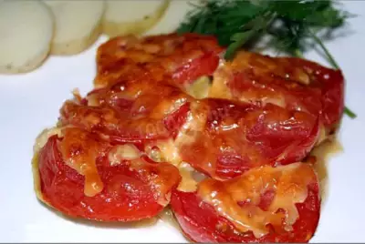 Овощная запеканка с томатами и кабачками