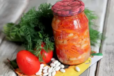 Салат помидоры с фасолью на зиму