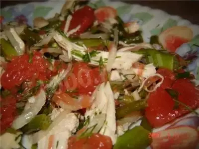 Кубинский салат с грейпфрутом и ветчиной