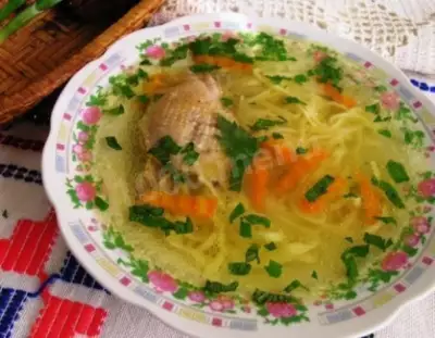 Суп молдавская зама с курицей и овощами