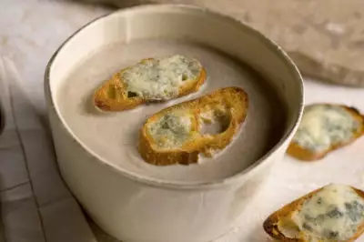 Сырный суп с белыми грибами