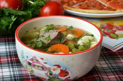Суп из стручковой фасоли с макаронами и мясом
