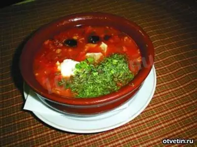 Суп шечаманды из кизила с грецкими орехами