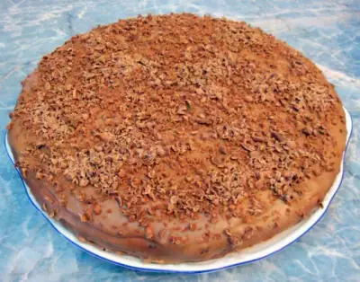 Ореховый торт с шоколадным заварным кремом