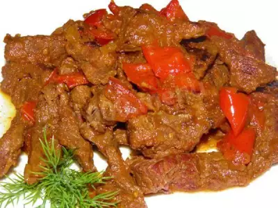 Мясо говядины с болгарским перцем